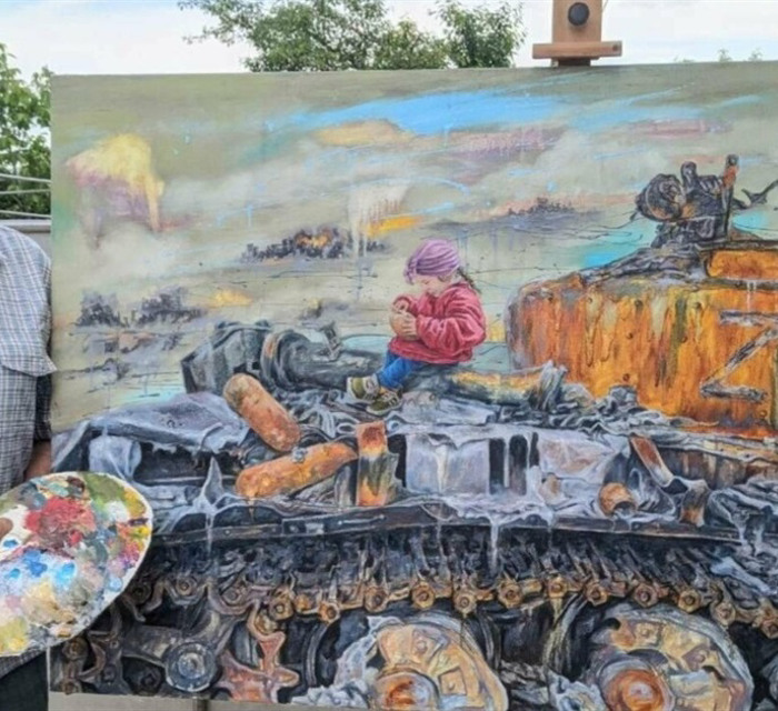 Це моя хрестоматія війни. Художник Олександр Лук'янов пише картини про пережиті жахи в Маріуполі