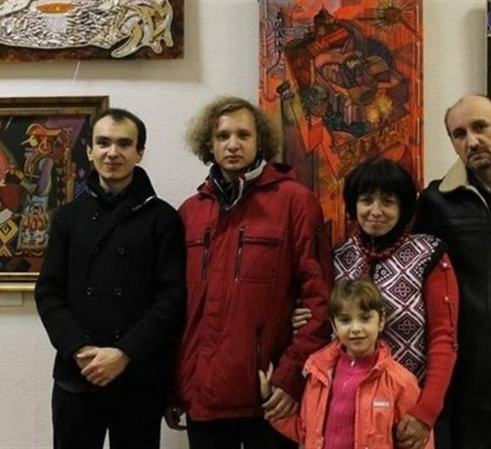 Малював людей та побут у підвалах. Історія маріупольської родини художників Немировських