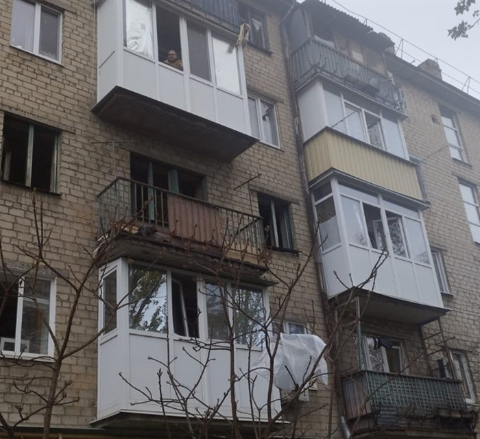 Половина багатоповерхівок пошкоджена, 1000 евакуйованих за тиждень. Що відбувається зі Слов'янськом