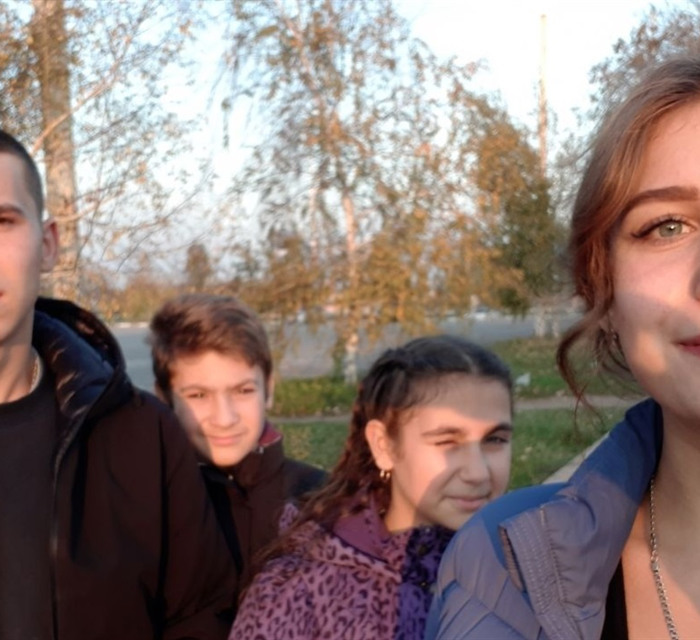 "Дети – не мороженое, чтобы их выбирать". Как спасались от войны многодетные приемные семьи