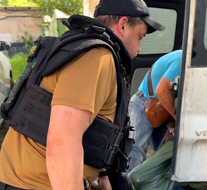 Надія, дім і невирішені справи. Чому люди до останнього не виїжджають з Донеччини