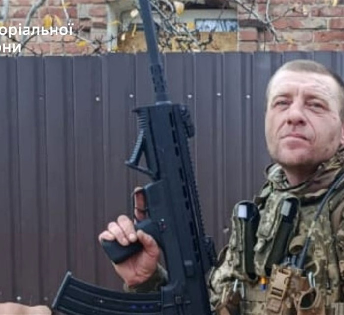 Поранений боєць вийшов з російського полону під Костянтинівкою і вмовив здатися окупанта. Що відомо