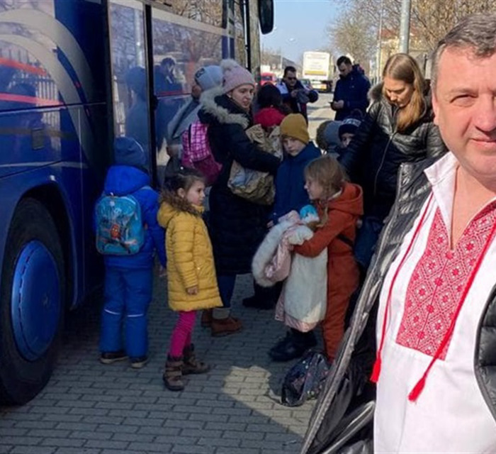 Вы в безопасности и о вас позаботятся. Как дончанин Сергей Косяк эвакуирует украинцев в Германию