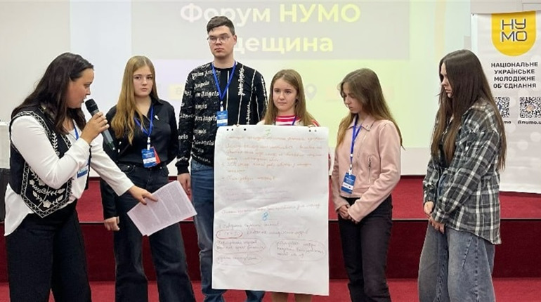 Вчительку з Біляївки обрали до Наглядової ради молодіжної коаліції НУМО Одещини