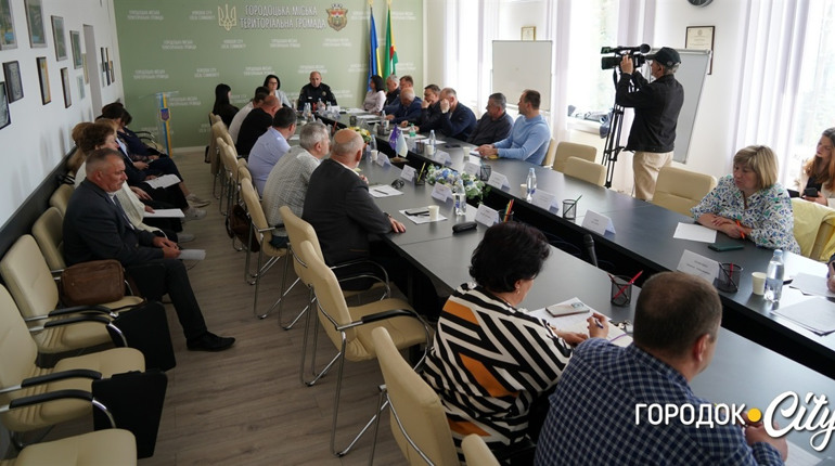 Пам'ять у вулицях. Депутати Городоцької міськради увіковічили імена ще чотирьох полеглих воїнів