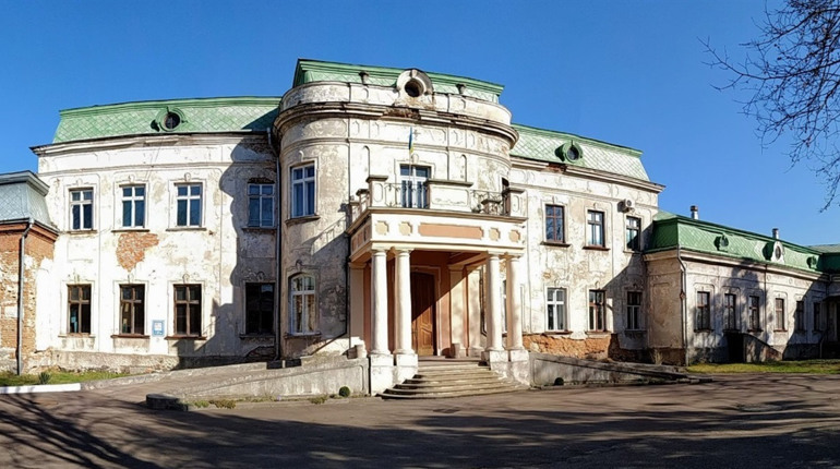 Виставку «Наддніпрянські візерунки» відкриють 19 січня у червоноградському палаці Потоцьких