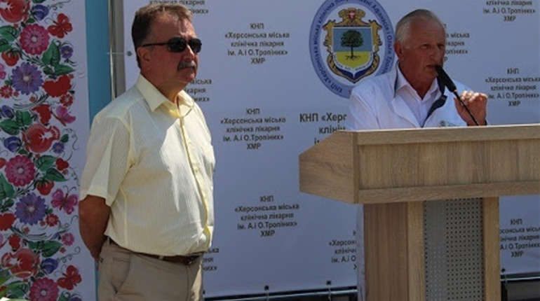 Херсонська міська рада передає службові авто в користування лікарням