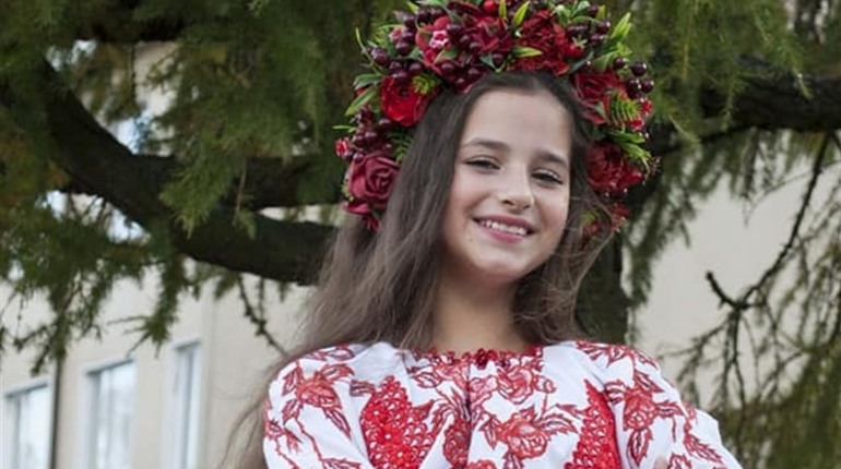 Історія Наталки Мінгалєєвої, яка у 14 років стала "Звягельським соловейком"