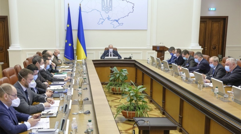 В Україні до 11 травня поки не послаблюватимуть карантинні обмеження. Що треба знати сватівчанам