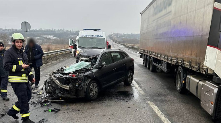 На Черкащині сталась ДТП, у якій травмувалися двоє людей