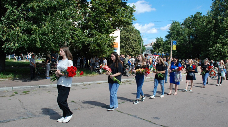 Шосткинська громада провела в останню путь захисника Івана Ковача