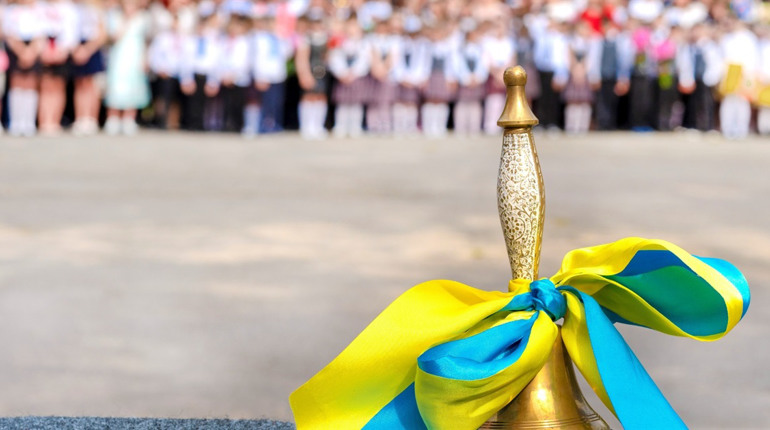 Майже 4300 випускників завершують 11 клас на Херсонщині: більшість — онлайн