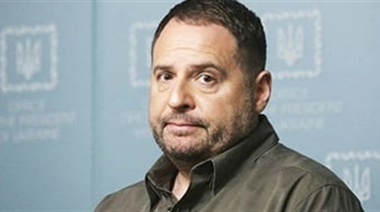 Керівник офісу президента Єрмак написав заяву про відставку