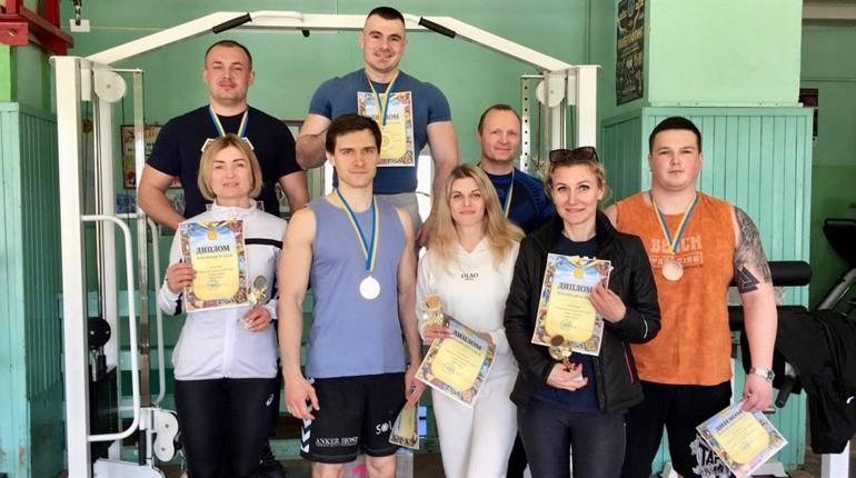 У Нетішині відбулись змагання з пауерліфтингу