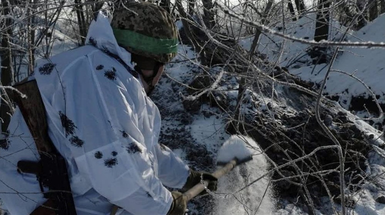Триває 1444-й день війни. Втрати ворога та ситуація в регіонах станом на 6 лютого