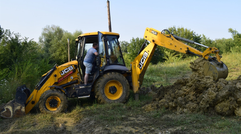 Запасіться водою: фахівці продовжують ліквідувати аварію на водогоні