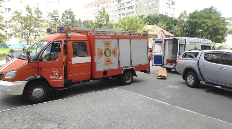 У Вараші рятувальники допомогли врятувати хворого пенсіонера