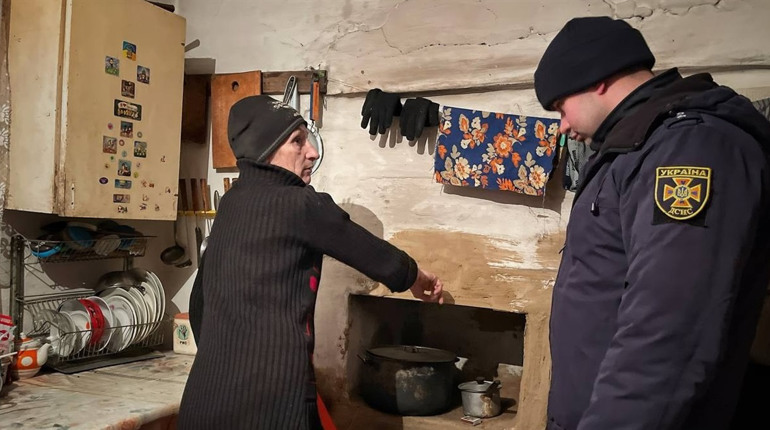 У селах Тиманівка, Чапліївка та Клишки Шосткинської громади рятувальники проводили рейди (фото)