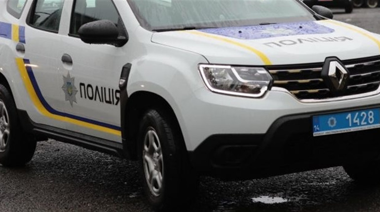 На Переяславщині бабуся шукала невідомий населений пункт, а біля "Діброви" перевернувся мотоцикліст