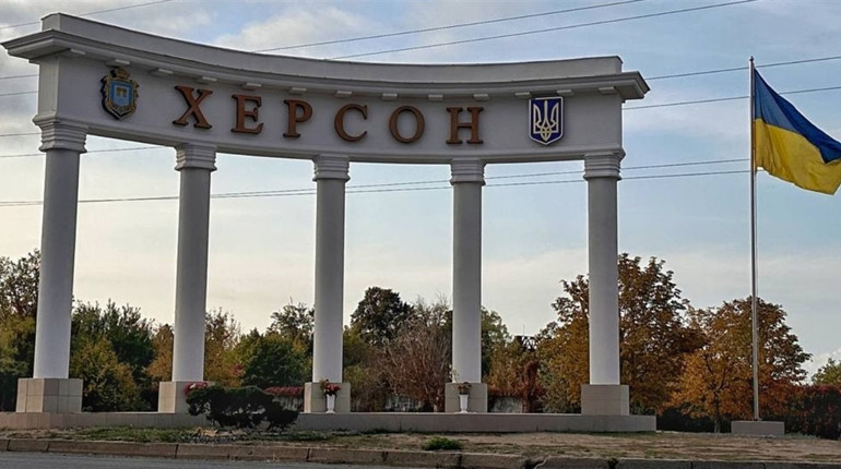 Російські окупанти атакували Херсонщину трьома балістичними ракетами
