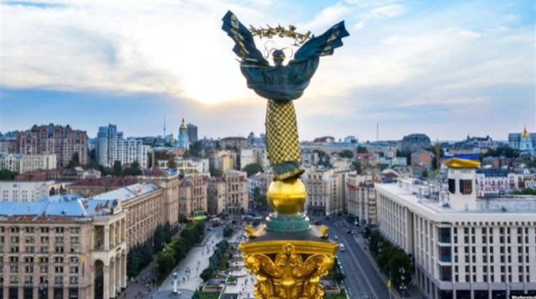 Запрацює метро, відкриються ринки і ресторани: Київ послаблює карантин