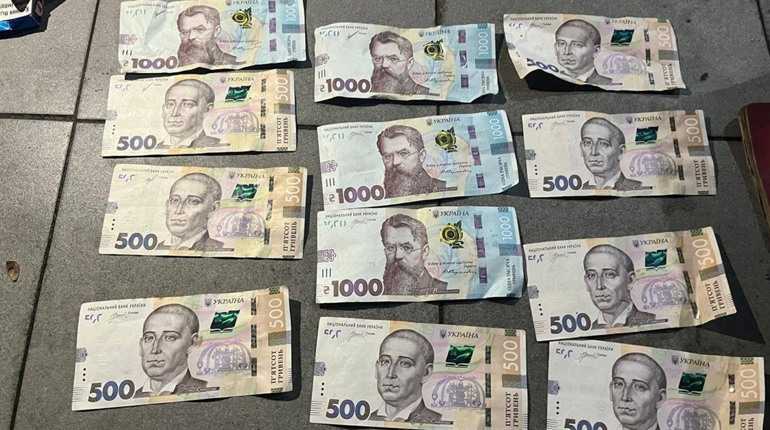 Арсенал вдома та торгівля «з рук»: у Первомайську «на гарячому» взяли торговця боєприпасами