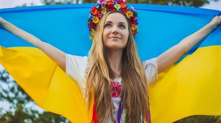 На святі до Дня Незалежності на Уманщині навчать плести вінки і танцювати старовинні танці
