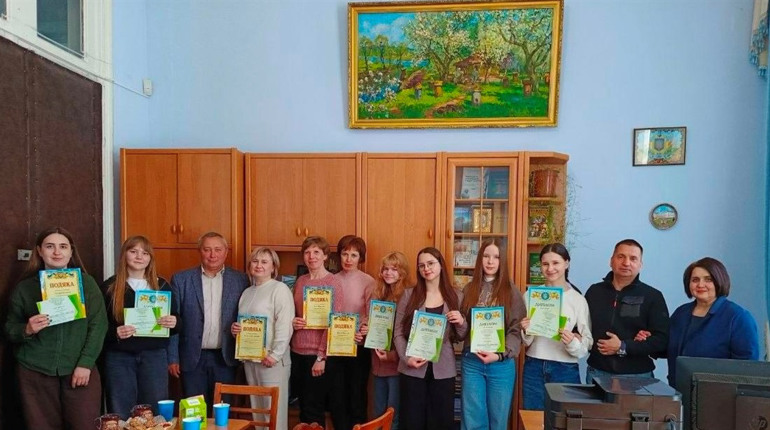 Вітаємо юних ніжинських дослідниць!
