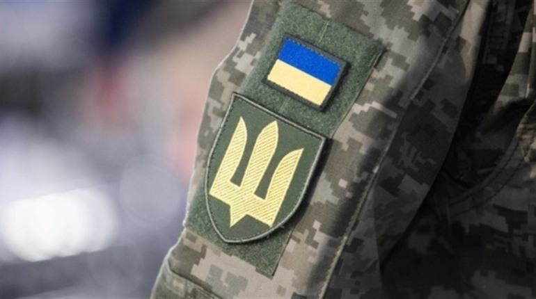 Військовослужбовці, які добровільно повернуться на службу до 1 січня 2025 року, отримають виплати