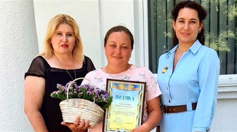 "Я вдячна долинським лікарям за порятунок онуки"