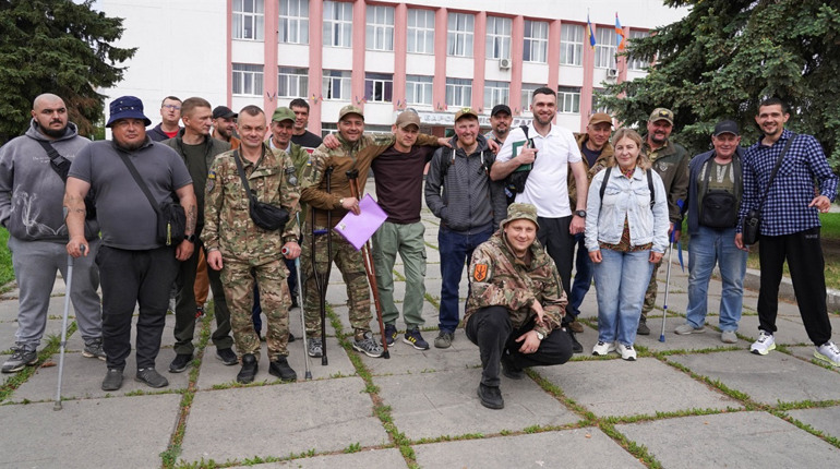 «Ветеран не має приходити і просити»: як у Барі об'єднуються ветерани для відстоювання своїх прав