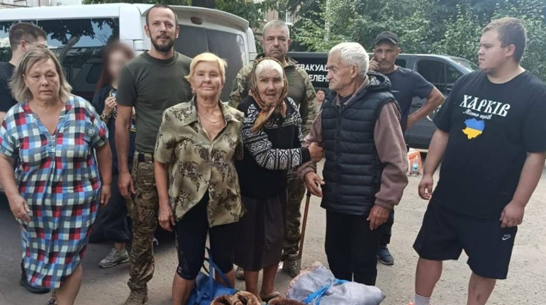 Екіпажі «Білий Янгол» за липень евакуювали 118 людей із прифронтових громад Харківщини