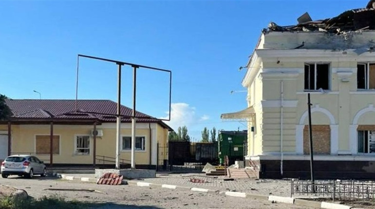 На Херсонщині армія рф атакувала житлові квартали, соціальну та залізничну інфраструктуру