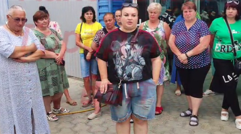 В окупованій Каховці розгорівся скандал навколо ринку: що не поділили