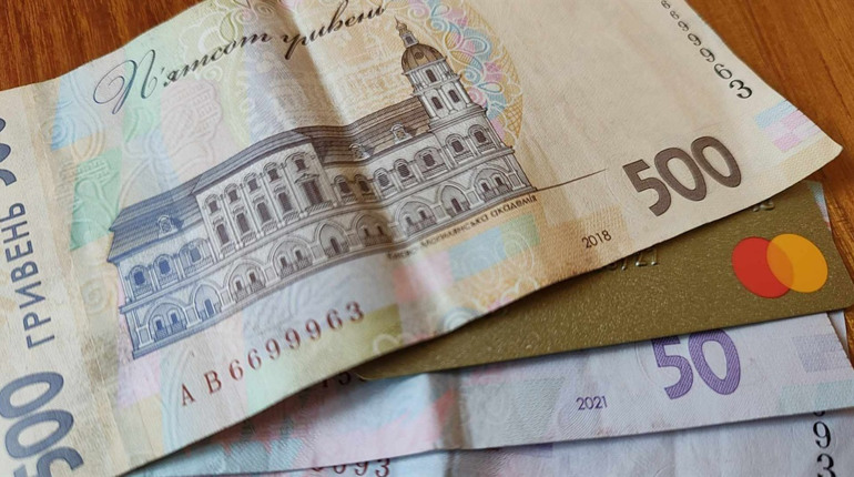 Українці зможуть і надалі платити за товари та послуги у зручний для себе спосіб: НБУ