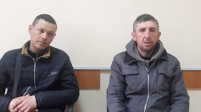 Окупанти представили у Херсоні перших «поліцаїв»