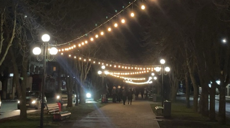 Три години вуличного освітлення: у Сарненській громаді змінюють режим увімкнення ліхтарів