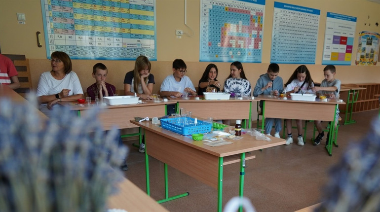 У Городоцькому ліцеї №4 семикласники вчилися варити мило