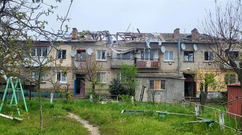 Російські окупанти обстрілюють Херсонщину з РСЗВ, мінометів, важкої артилерії та БПЛА