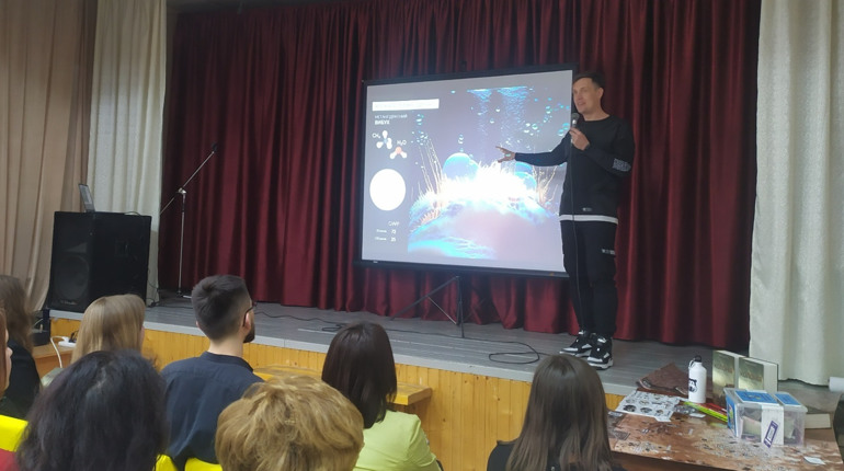В Умані свій роман «Колонія» презентував письменник Макс Кідрук