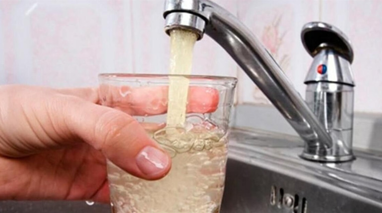 У Звягелі визначили дату промивки системи централізованого водопостачання: графік підвозу води