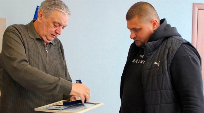 Доброволець Василь Войцеховський з Нетішина отримав обласні відзнаки