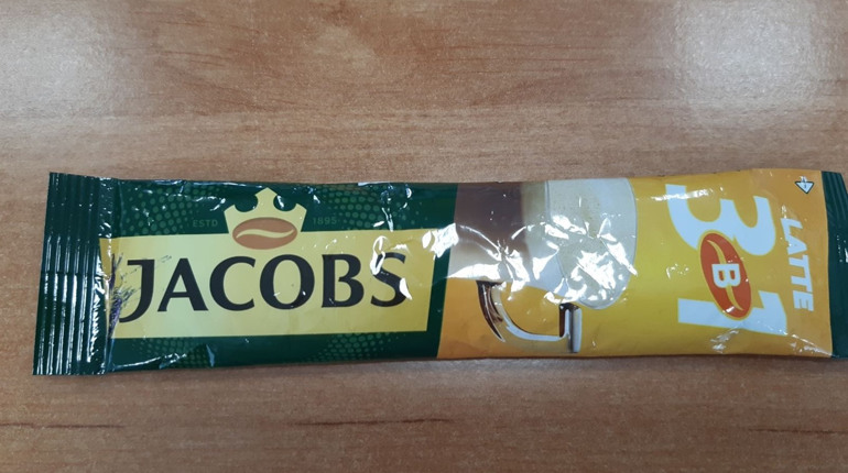 Что под упаковкой Кофейный напиток «Jacobs 3 в 1 Latte»?