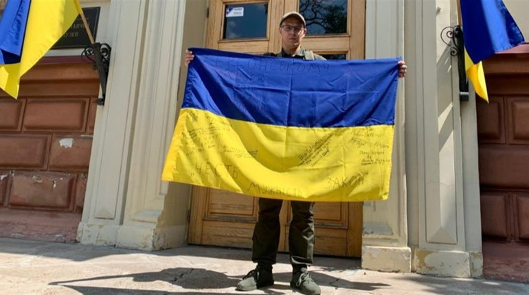 Херсонський краєзнавчий музей отримав особливий подарунок від українських бійців