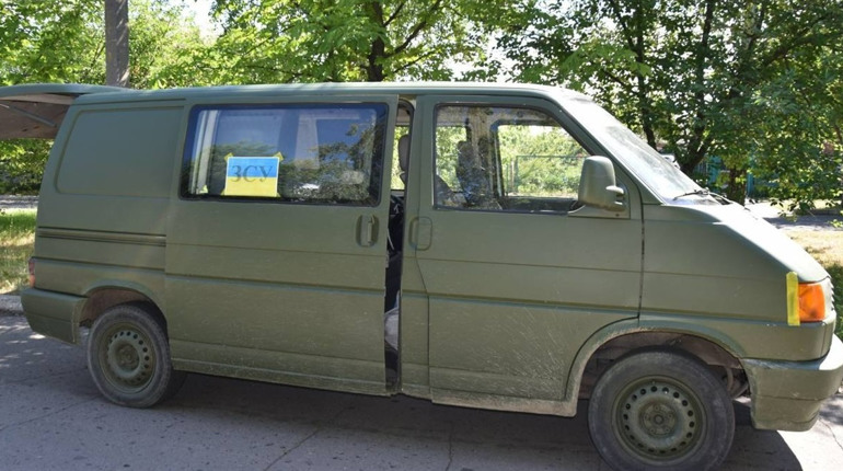 Воїни 57-ої бригади просять допомоги: потрібен бус, що перетворюється на автомайстерню
