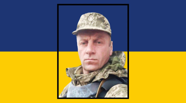 Жителі Дубровиці попрощалися із загиблим воїном-земляком