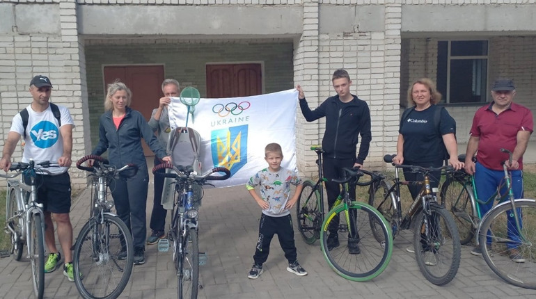 У Глухові відбулася велопрогулянка до Дня студентського спорту. Як долучитися до поїздок?