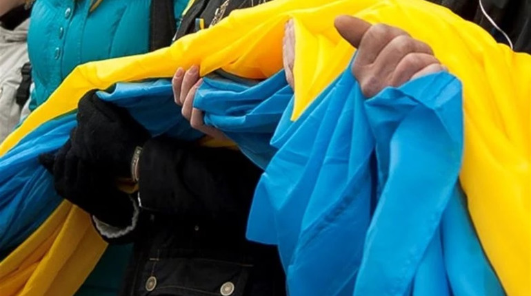 Від Києва до Сімферополя: сватівчани можуть долучитися до онлайн-ланцюга єдності у День Соборності