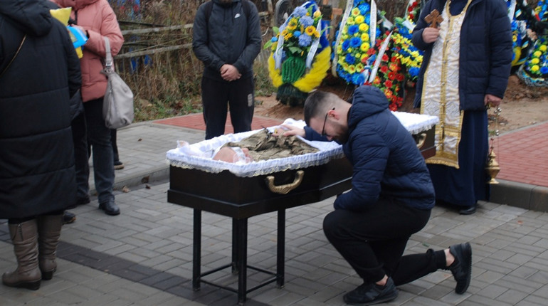 У Шостці попрощались з майстром відділення ударних безпілотних авіаційних комплексів