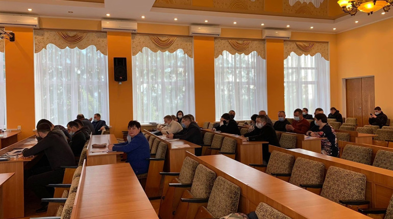 Сарненська районна рада «розділилась» на два блоки: обидва звернулися до правоохоронців